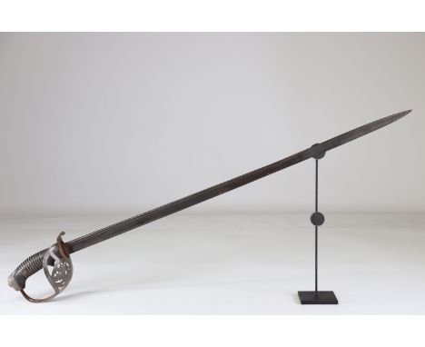 Latte Germany, WW1 cuirassier, Regimented 5.CHR E.2Sizes: L. totale= 970mm L Lame= 820mm l lame= 26mmWeight (K): 1kgCondition