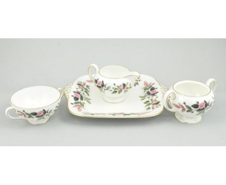 Three graduated jugs, Carltonware dishes, chamber pot, etc.