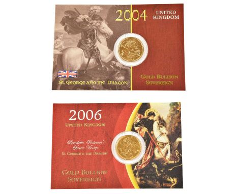 2 x Elizabeth II, 'Bullion' Sovereigns: 2004 and 2006, obv. Ran-Broadley portrait of the Queen, rev. Pistrucci, in Royal Mint