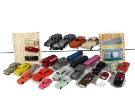 Clé Plastic Vehicles, including friction drive Citroen 2CV (2), Renault Fregate, 1/48 Simca Sport, Peugeot 404, Panhard PL17 