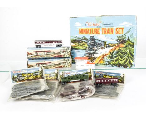 Large collection of Lone Star 000 Gauge Trains by Linda Toys of Hong Kong, including, Goods Train Set, in original box, Loco 