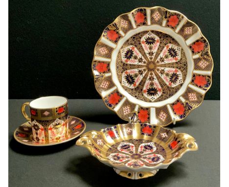Royal Crown Derby 1128 Imari wavy rim plate,22.3 cm diameter;  comport bonbon dish, 16cm wide, coffee can and saucer, all fir