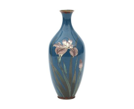  A blue Japanese cloisonné vase decorated with irises. Early 20th century. Three small damages to the enamel on the back. Hoo