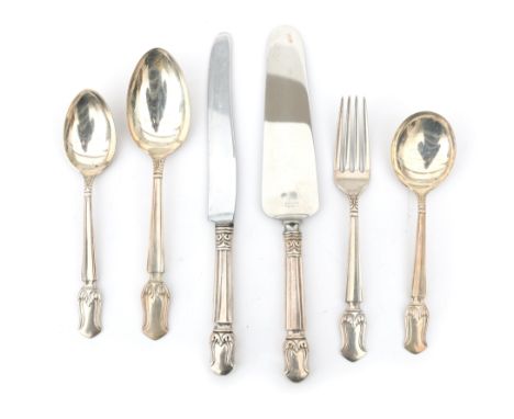  A large 12 person American Sterling silver dinner flatware set. Maker's mark Manchester Silver Co., Rhode-Island. Comprising