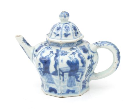  A Chinese blue-white porcelain octagonal teapot decorated with figures and flowers, 19th century.  (minor chips to spout) H.