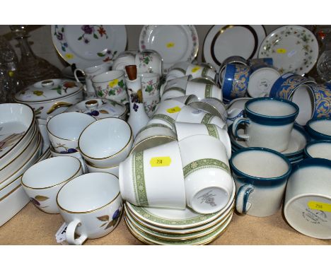 TEA AND DINNER WARES, ETC, to include sixteen Royal Doulton Rondelay cups and saucers, eight expressions Tiverton cups and sa