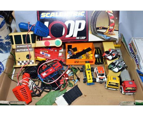 A QUANTITY OF UNBOXED AND ASSORTED SCALEXTRIC VEHICLES AND ACCESSORIES, to include 2 Leyland T45 Roadtrim racing Trucks, 2 St