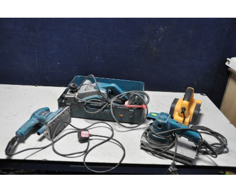 A MAKITA 9045N FINISHING SANDER 240v, a JCB 240v planer (PAT pass and working), a Makita BO3700 240v sander and a Makita Mode