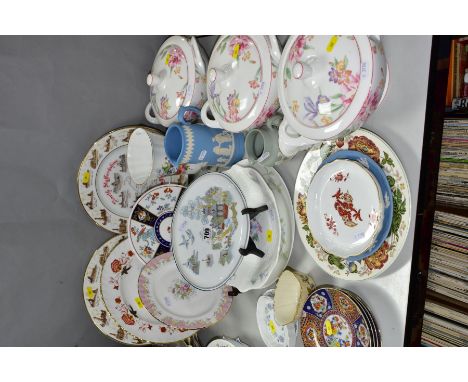 DECORATIVE CERAMICS, ETC, to include a Royal Worcester sugar bowl, date mark Z (1888), a Royal Crown Derby Bali plate marked 