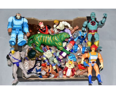 A COLLECTION OF UNBOXED AND ASSORTED SUPER HERO FIGURES, He-Man, Thundercats, Turtles, Real Ghostbusters etc, all appear comp