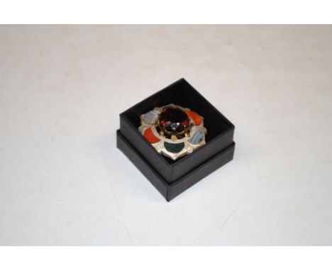 A vintage Scottish silver citrine and agate, 15gms 