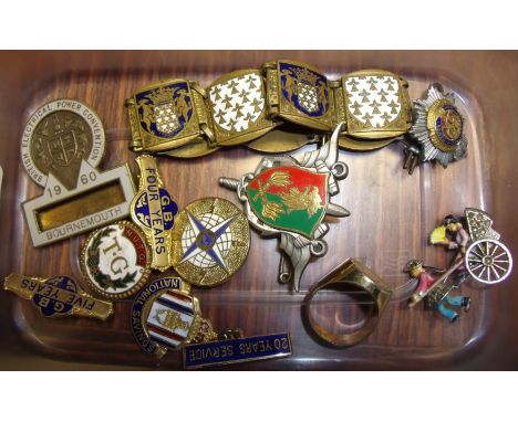 Selection of various enamel badges including British Electrical Power Convention, GB 5 years, National Savings, enamel multi 