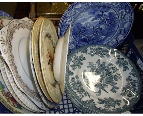 Enoch Wedgwood plates, selection of decorative plates including Midwinter