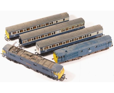 Lima &amp; Airfix, OO gauge, a collection of 2x locomotives and 3x carriages to include City of London 87005, NR 31401, W5135