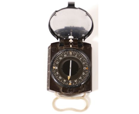 WWII a German Bakelite compass 
