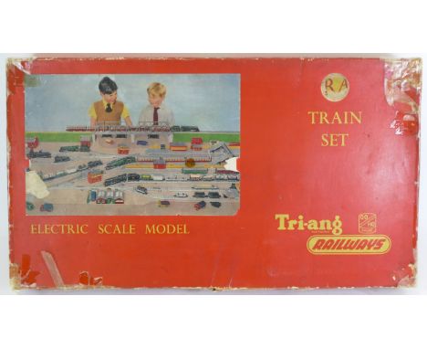 Triang, OO gauge, electric scale model train set 