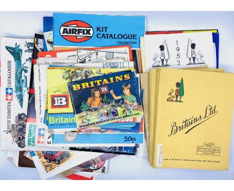 Collection of vintage catalogues &amp; brochures for Airfix, Tamiya, Britains, 1950s-80s; assorted hardback reference books o