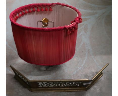 Small brass table lamp and a brass fire tidy (2) 
