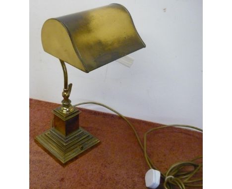 Quality reproduction brass desk lamp with shade and stepped square base (height 44cm) 