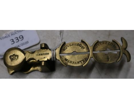 Pair of brass Simmons sovereign scales 