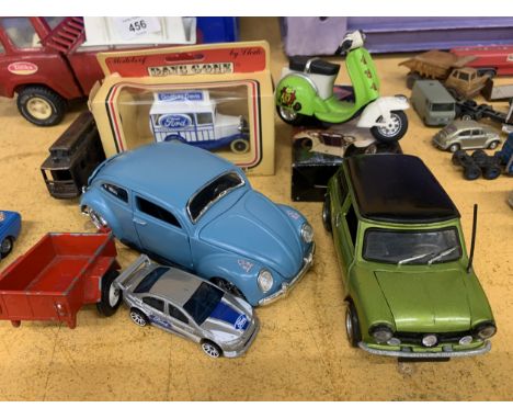 A MIXED LOT OF VEHICLES TO INCLUDE A LARGE MINI COOPER AND VW BEETLE, PLUS A MOTOR SCOOTER, BRITAINS FARM TRAILER, LLEDO VAN,
