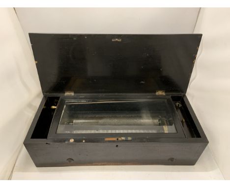 A WOODEN LACQUERED INLAID CYLINDER MUSIC BOX WITH HAND CRANK