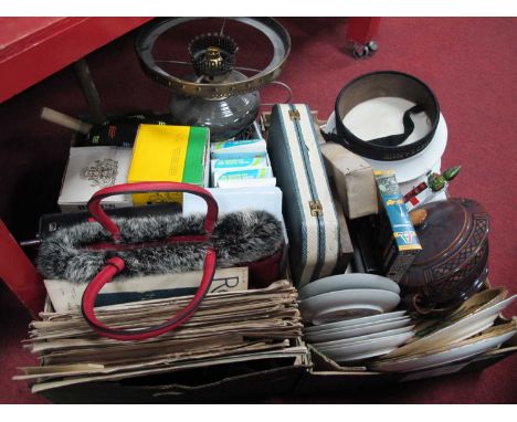 Ceramics to include Denby Shiraz bowl and tureen, Royal Crown Derby Olde Avesbury and display plates together with a canteen 