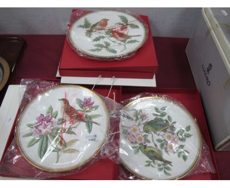 A Set of Six Spode 'Garden Birds' Collectors Plates - Robin, Mistlethrush, Wren, Greenfinch, Chaffinch and Blue Titmouse, all