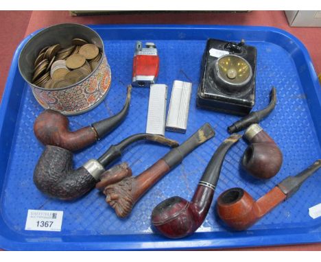 Smokers pipes including Peterson, Aran, Killarney, Parker (6), Halfpennies, Colibri lighters, Czech hand light. 1 Tray