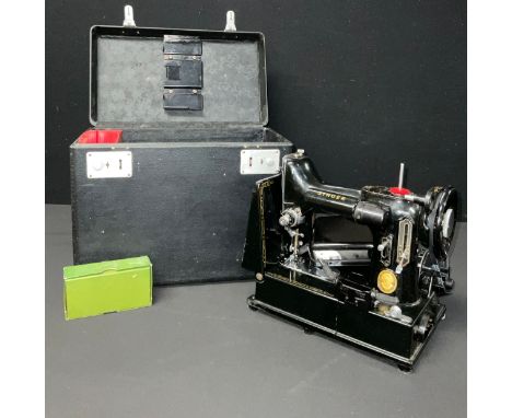A Singer Featherweight 222K portable sewing machine, EM602168, cased