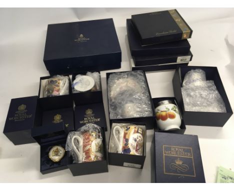 A collection of boxed Royal Worcester commemorative porcelain and other ceramic including an enamel box no damage (a lot)