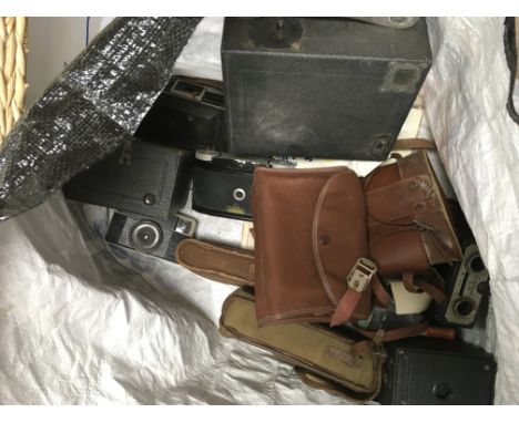 A collection of various camera equipment - NO RESERVE