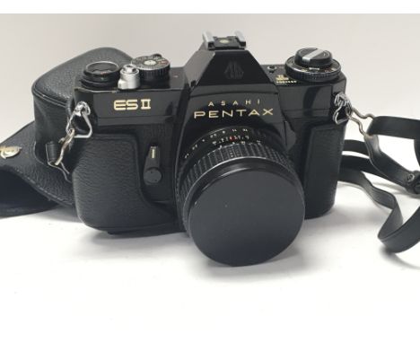 Pentax ES2 camera, 55mm F1.8 takumar lens, in ever ready case. With original instructions.