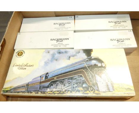 A collection of Bachmann N gauge limited edition collectors locomotives and rolling stock, to include a Norfolk &amp; Western
