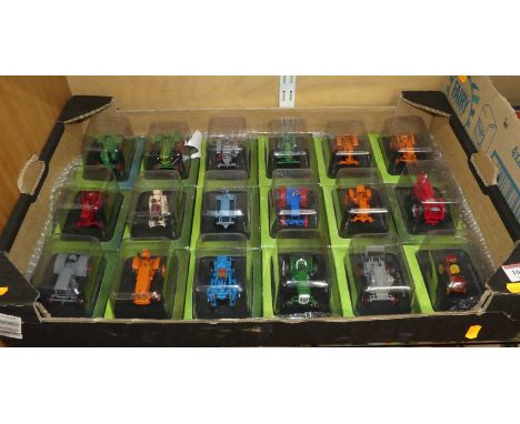 A tray of 18 various blister packed Deagostini model tractors
