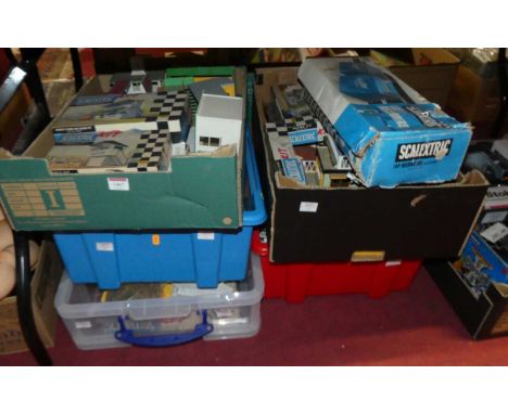 5 boxes of Scalextric kit built buildings and accessories to include lap recorders, owner stands and racing pits, various oth