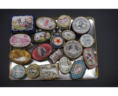 Seventeen enamel boxes,&nbsp;to include examples by Halcyon Days; together with two similar porcelain examples. (19) 