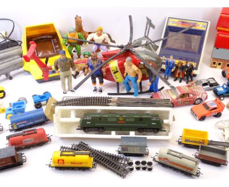 MODEL RAILWAY, Stargate and Frogger electronic games, 18 Action figurines and a Helicopter ETC