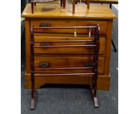 An Edwardian walnut chest, of three long drawers, a reproduction corner whatnot, a towel rail and a 1960s table lamp with ras