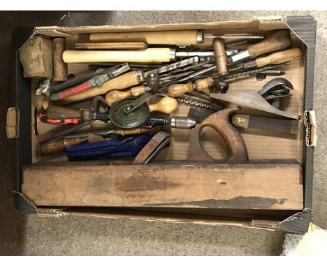A box of mixed tools as pictured.