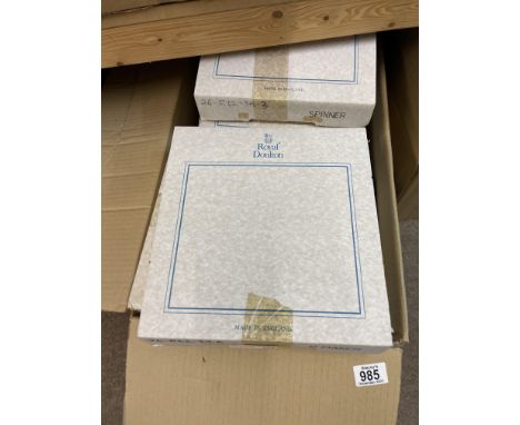 A collection of Royal Doulton and Royal Worcester boxed collectors plates.(18) - NO RESERVE