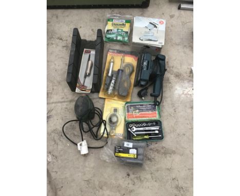 A BLACKSPUR SOLDERING IRON, A RATCHET SOCKET SET, SANDER, MOUSE SANDER ETC IN WORKING ORDER 