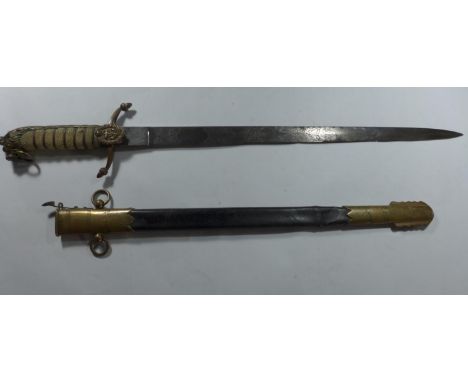 VICTORIAN BRITISH MIDSHIPMANS DIRK AND SCABBARD, 45CM BLADE WITH ACID ETCHED DECORATION 
