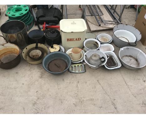 A LARGE QUANTITY OF ENAMEL WARE TO INCLUDE PANS, DISHES, BREAD BINS, CAST IRON PANS AND JAM PAN ETC 