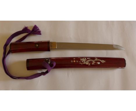 JAPANESE TANTO WITH RED LACQUER SCABBARD, 25CM BLADE 