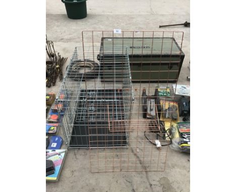 AN AS NEW PET CAGE AND A COPPER COLOURED MESH NOTICE BOARD WITH CLIPS AND A SHELF 