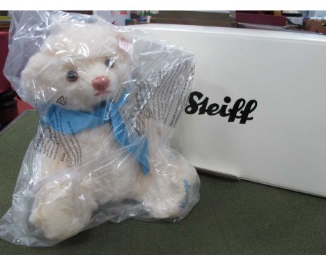 A boxed Steiff, Limited Edition Teddy Bear to celebrate the birth of Prince George, No. 290831, 26cm, accompanied by literatu