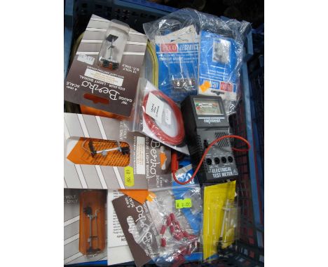 A Smalll Quantity of 'OO' Gauge*4mm Trackside/Layout Electrical Items. color light signals, a Peco 12 mast catenary system pa