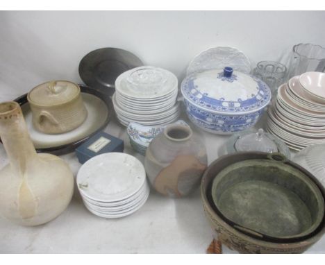 A mixed lot to include Christian Dior dishes, studio pottery vase, boxed Royal Worcester and other items Location: 