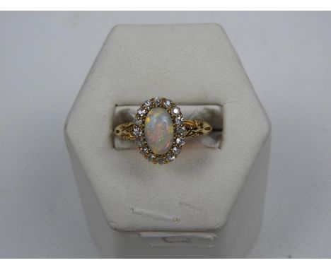 18ct Hallmarked Diamond and Opal Ring 